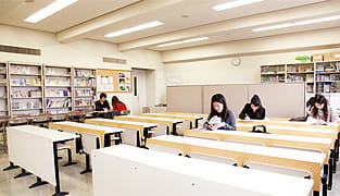 10.学習支援室