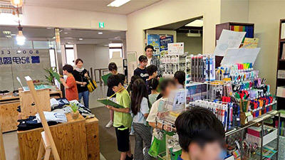キャンパス見学の様子