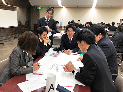 3年次生合同ゼミナールの様子