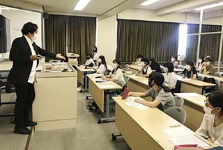 秘書実務演習の様子