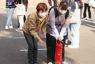 防災避難訓練の様子