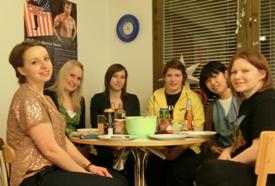 Emi friends2