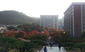 ペッソク大学紅葉
