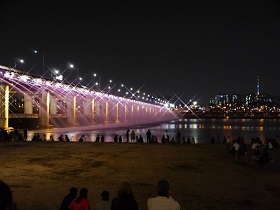 漢江ライトアップ