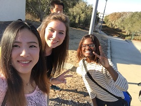 Ikumi with friends