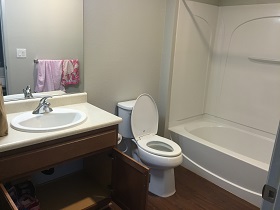 Ikumi bathroom