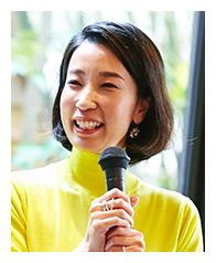 安田 貴世 氏